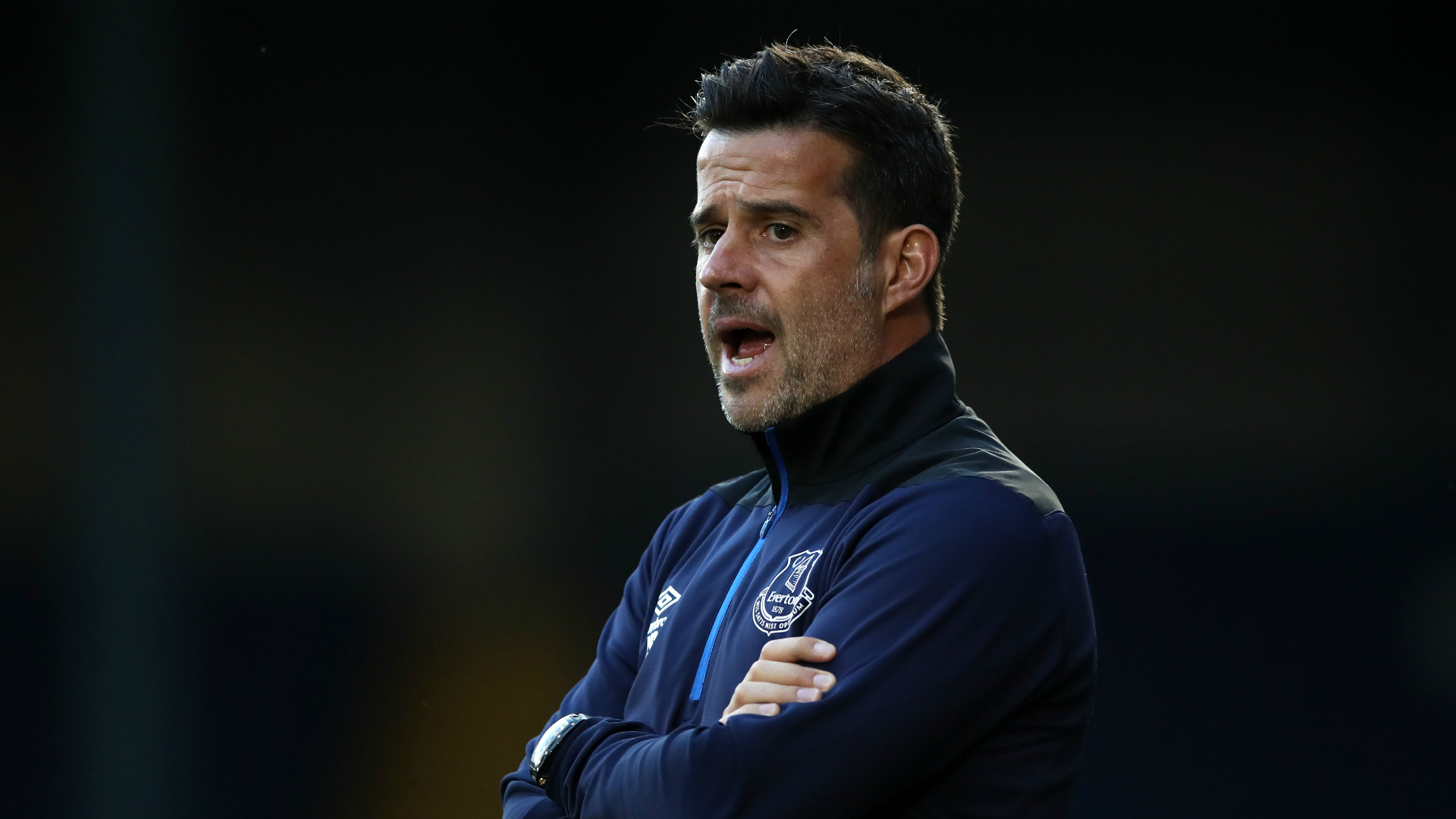 在万众瞩目 在万众瞩目